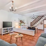 Villa Cati Camp De Lausina